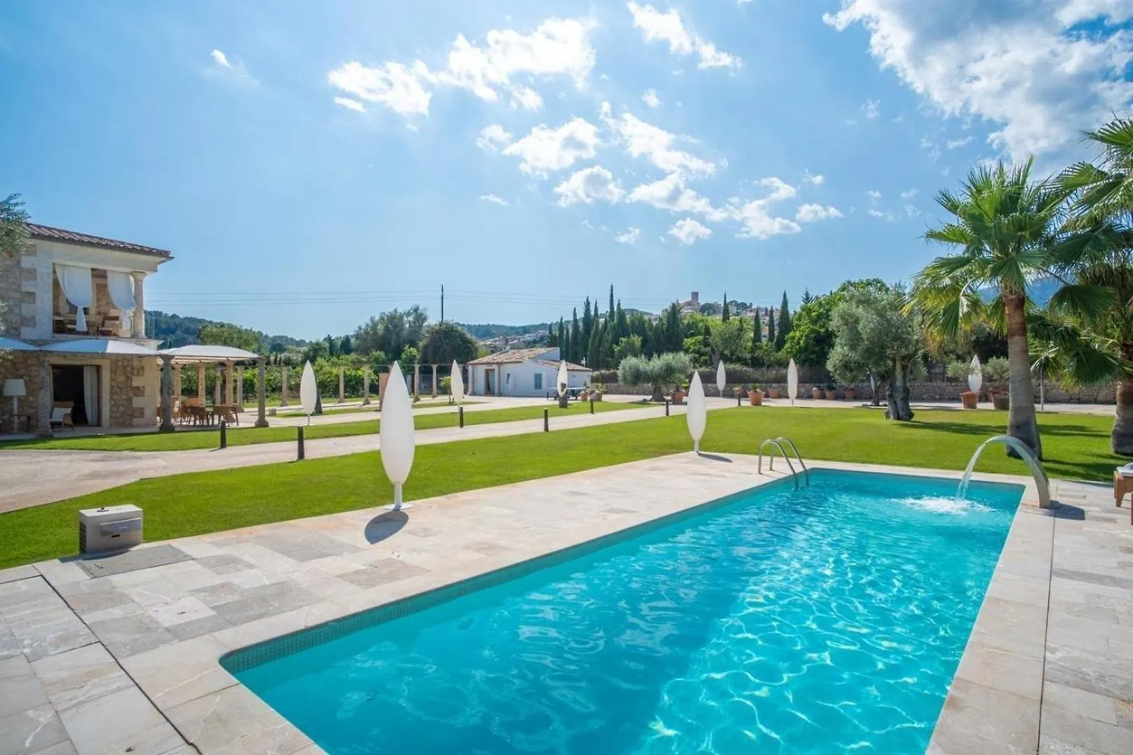 Luxurioeses Landhaus Mit Whirlpool Im Freien Und Pool, Ideal Fuer Veranstaltungen 塞尔瓦